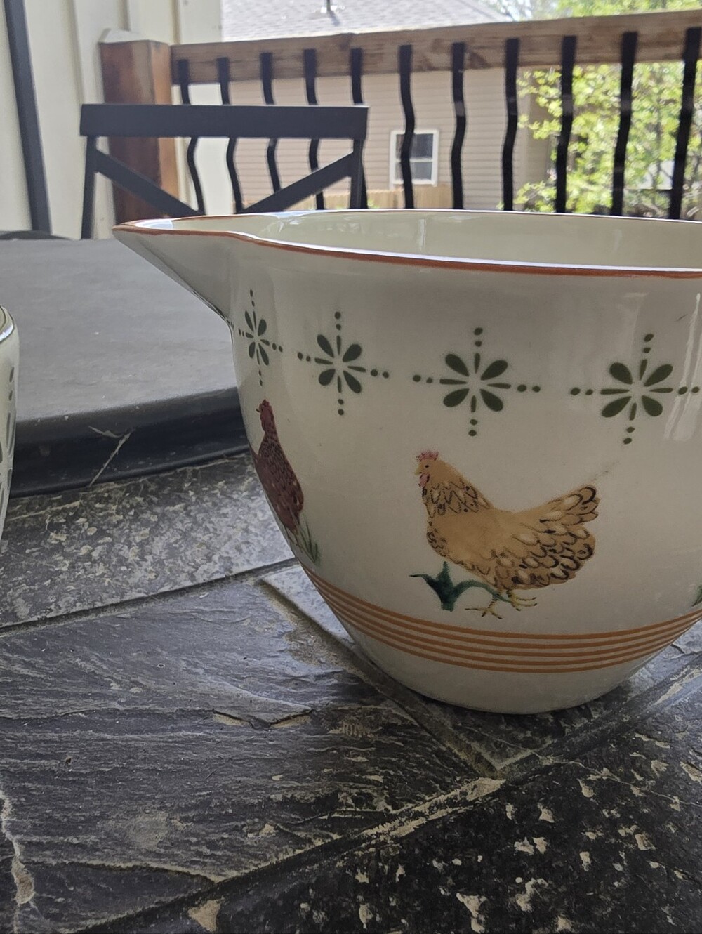Cream Ceramic Nesting Measuring Cups with Green Floral Motif - Picture 5 of 7